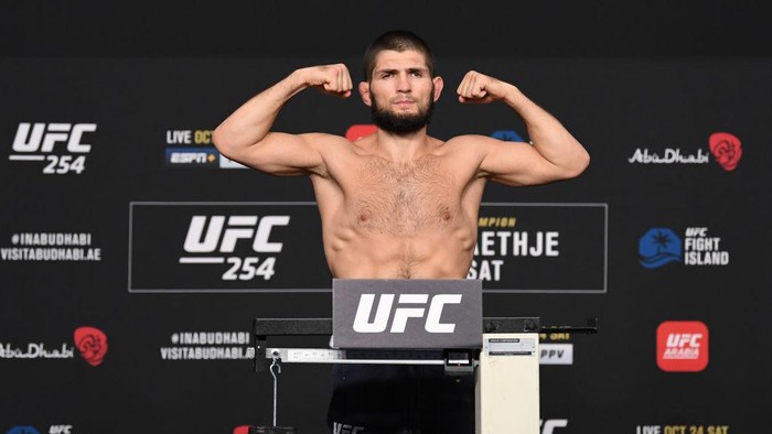  Khabib Nurmagomedov Pensiun dari UFC