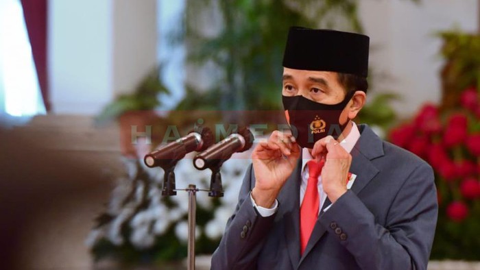  Hari Pahlawan Presiden Joko Widodo Beri Gelar kepada 6 Tokoh di Istana Negara
