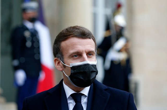  Presiden Prancis Emmanuel Macron Menjamu Pemimpin Afrika dan Kepala Pemberi Pinjaman Multilateral di Paris