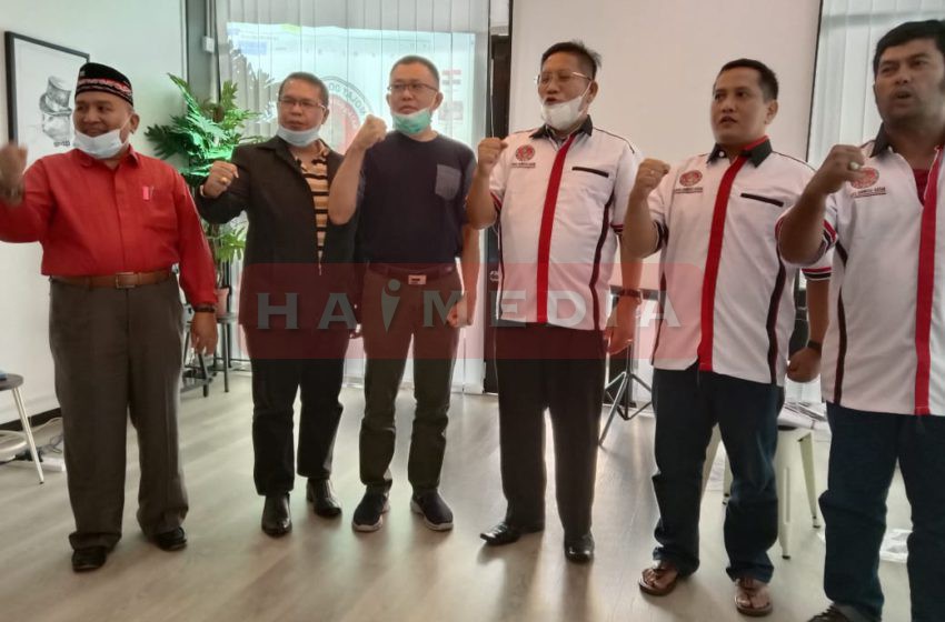 Anggota Pengurus Horas Bangso Batak (HBB) DPD Kepri dan DPC Kota