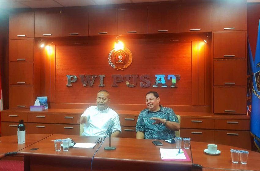 Ketum PWI Pusat Atal Depari dan Sekjen Mirza