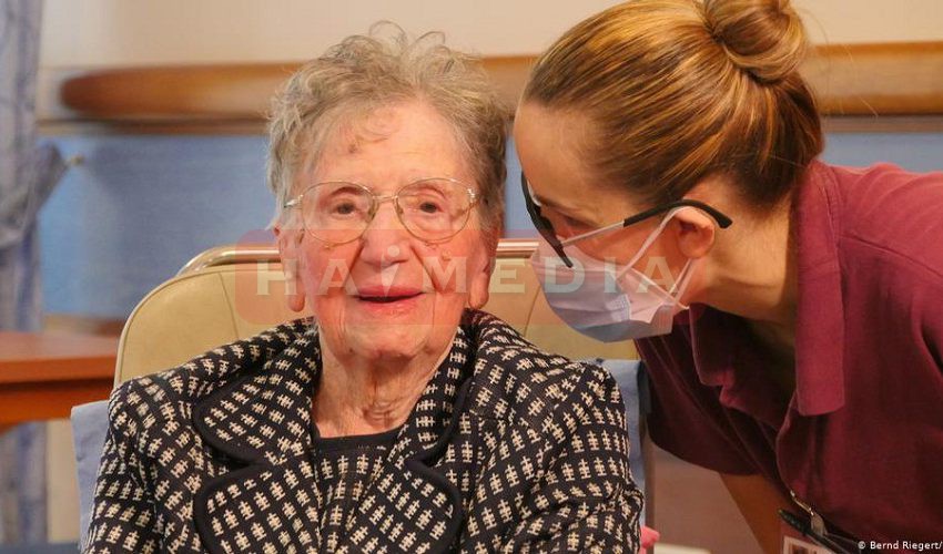  Negrini Wanita Berusia 108 Tahun Terima Vaksin Meski Pernah Terinfeksi Covid-19