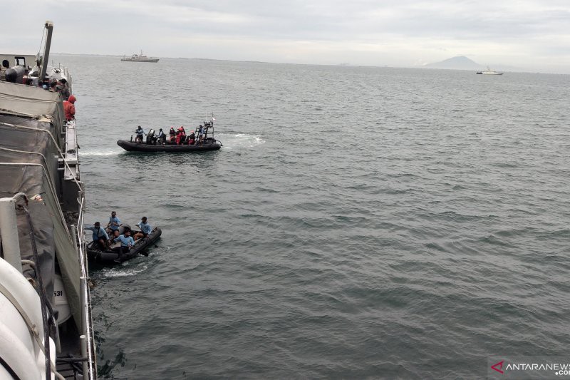  Hari Keempat Pencarian, Kotak Hitam Sriwijaya Air SJ 182 Ditemukan