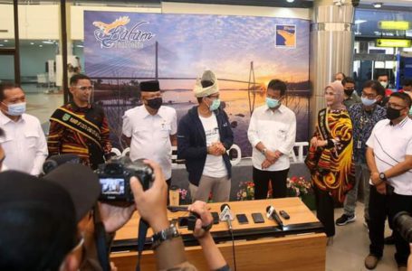 Menteri Pariwisata dan Ekonomi Kreatif (Menparekraf) Sandiaga Uno menggelar kunjungan kerja di Batam, Jumat (22/1/2021).