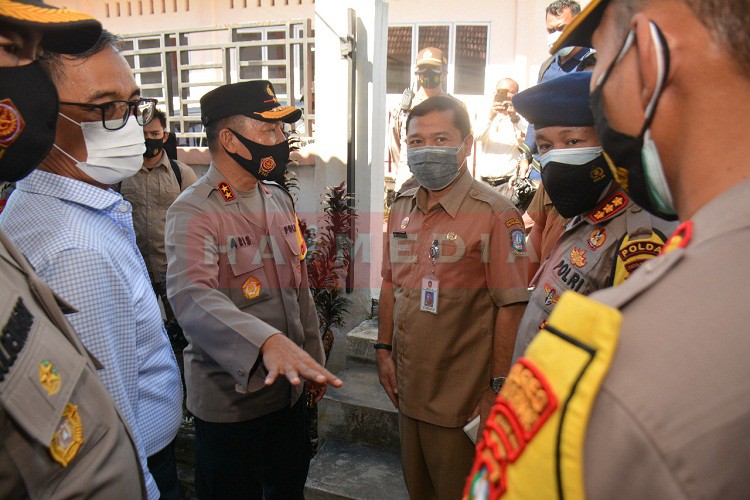  Kapolda Kepri Turun Langsung Meninjau Pengamanan dan Pengawalan Terhadap 13 Ribu Vaksin