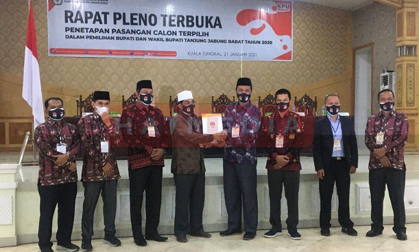  Pemenang Pilkada Tanjab Barat Telah Ditetapkan KPU