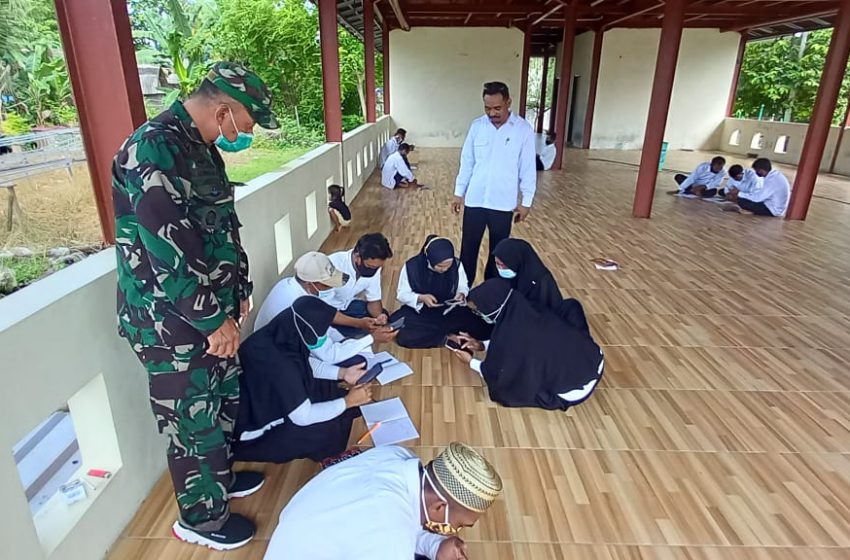 Danramil Kep. Seribu Monitor Kegiatan Paket C di Pulau Sabira