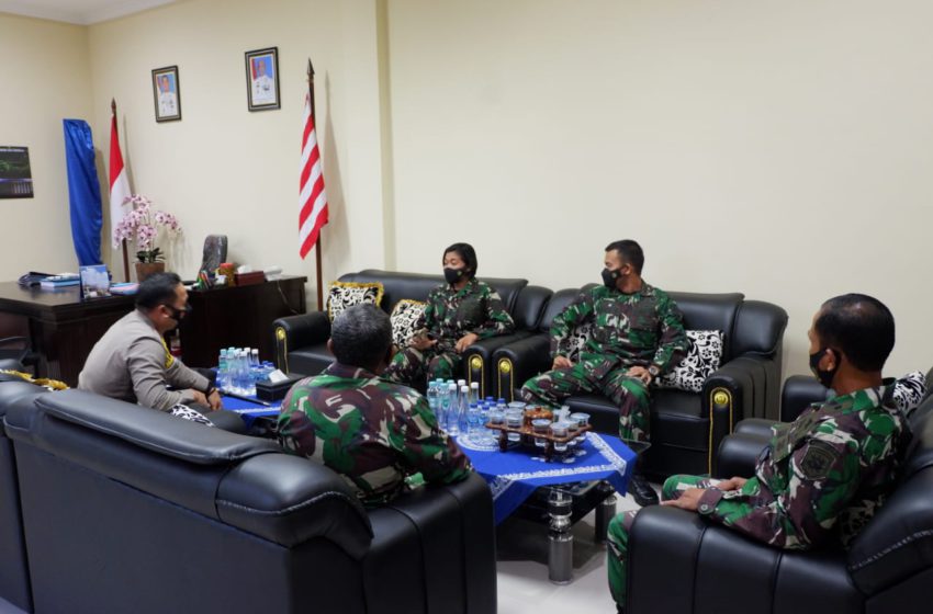  Perkuat Sinergitas TNI-Polri, Kapolres Sleman Sambangi Mako Lanal Yogya