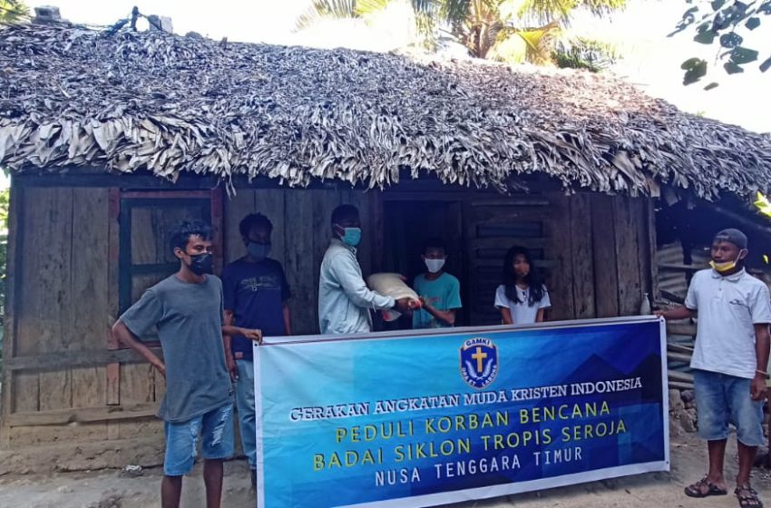  GAMKI Gelontorkan Bantuan Untuk Korban Badai Siklon Tropis Seroja NTT