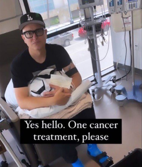  Mark Hoppus Bassis Grup Blink-182 Jalani Kemoterapi untuk Penyakit Kanker