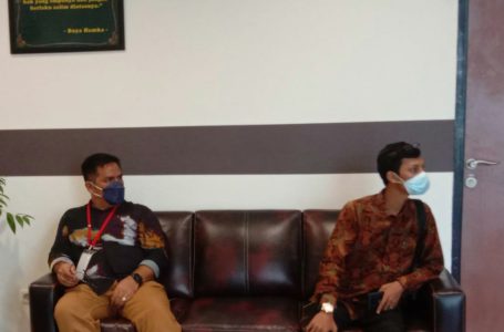 Kepala BPKAD Kuansing di Kejati Riau | Foto : Istimewa