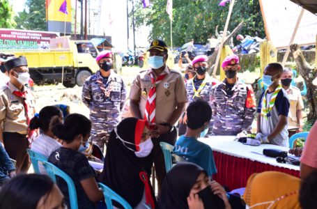 Korps Marinir TNI AL Bersama Dinas Kesehatan Papua Barat Gelar Serbuan Vaksinasi Massal di Kota Sorong