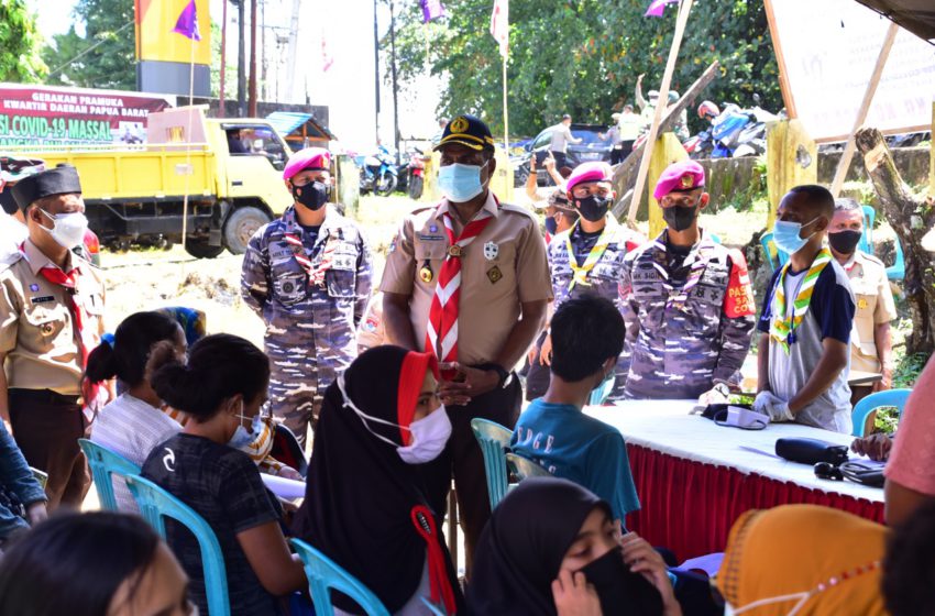 Korps Marinir TNI AL Bersama Dinas Kesehatan Papua Barat Gelar Serbuan Vaksinasi Massal di Kota Sorong