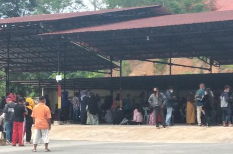 Satuan Brimob (Satbrimob) Polda Kepri menggelar vaksinasi massal untuk masyarakat umum di Aula Detasemen Gegana pada, dimulai sejak Rabu (8/9/2021) pagi.